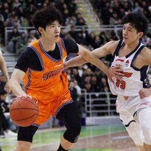 开云-CBA季后赛格局巨变！上海展露冠军相，3大热门因伤跌出争冠行列？